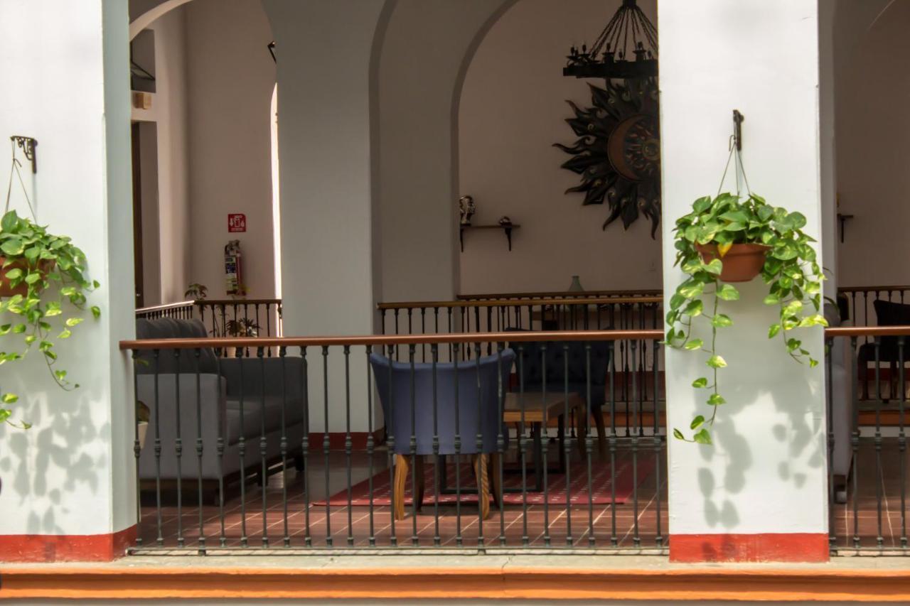 Hotel Real De Castilla Colonial غوادالاجارا المظهر الخارجي الصورة