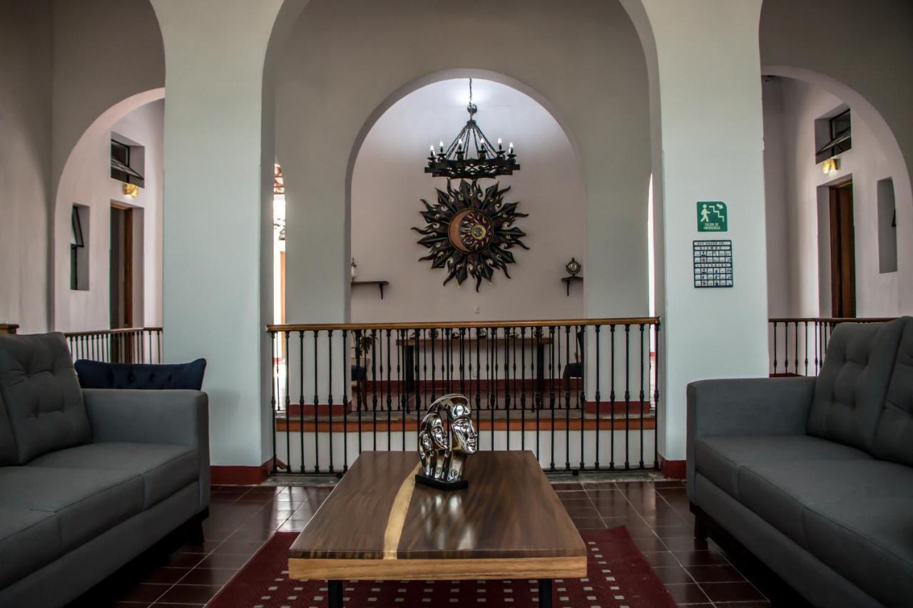 Hotel Real De Castilla Colonial غوادالاجارا المظهر الخارجي الصورة