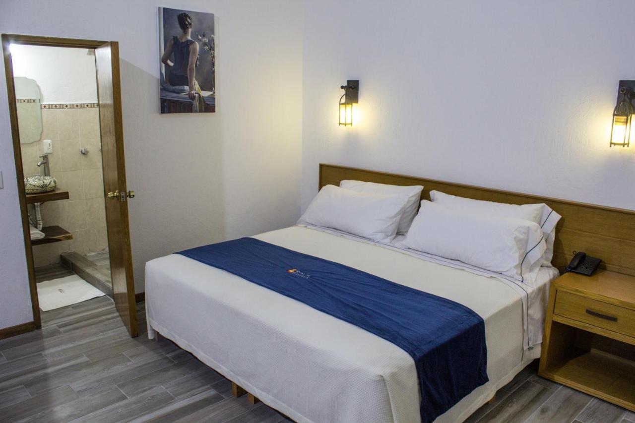 Hotel Real De Castilla Colonial غوادالاجارا المظهر الخارجي الصورة