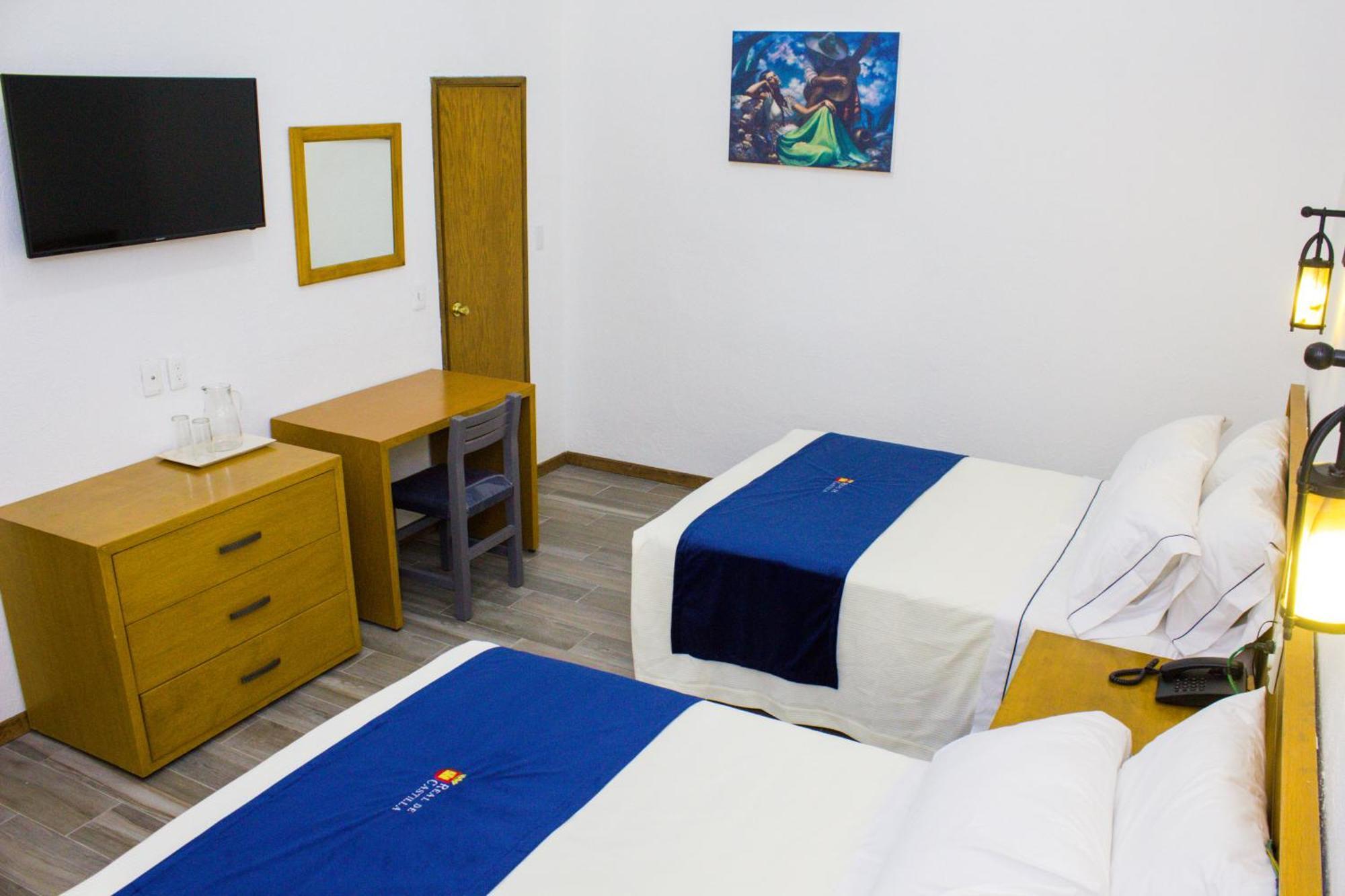 Hotel Real De Castilla Colonial غوادالاجارا الغرفة الصورة