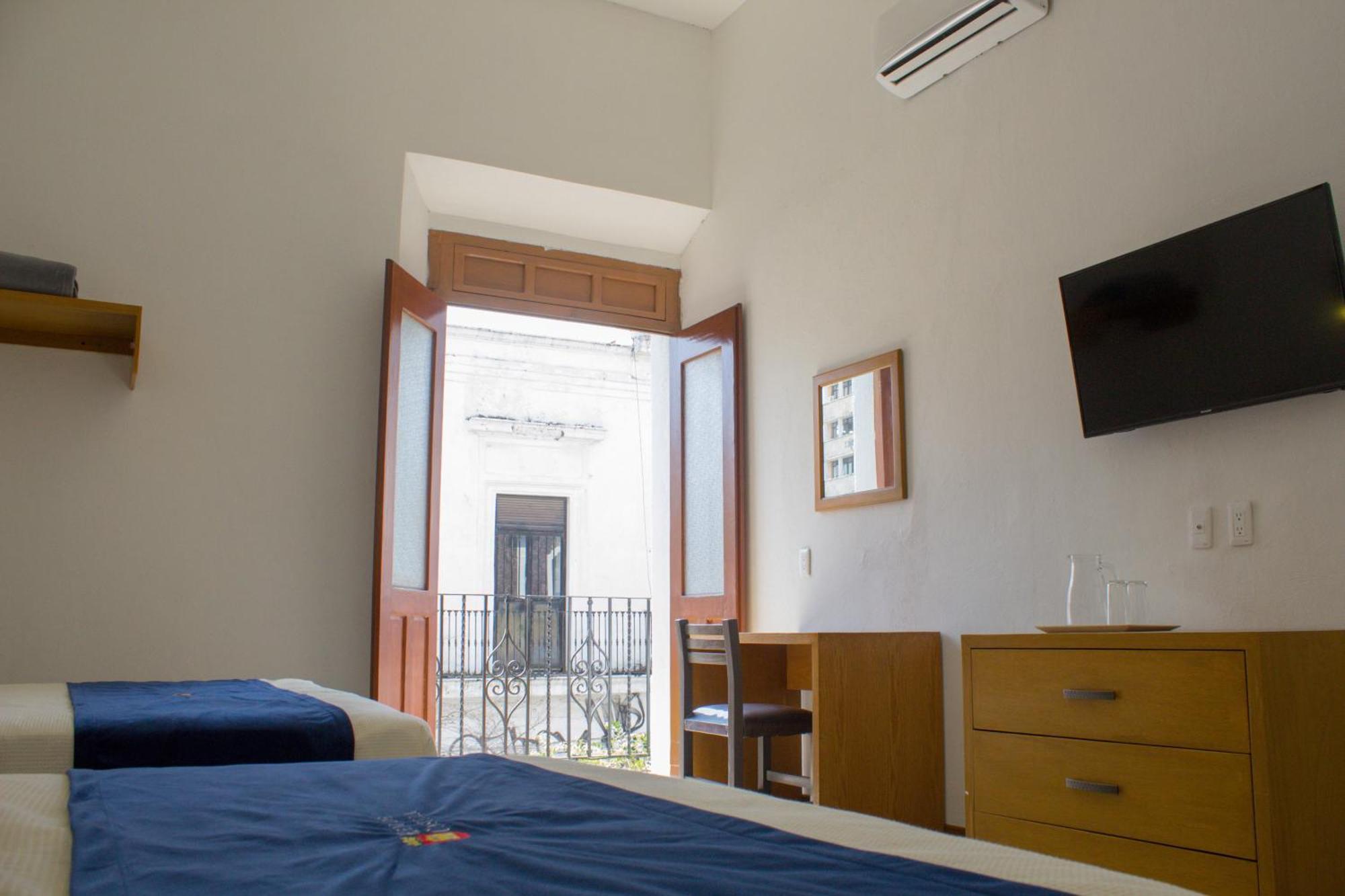 Hotel Real De Castilla Colonial غوادالاجارا الغرفة الصورة