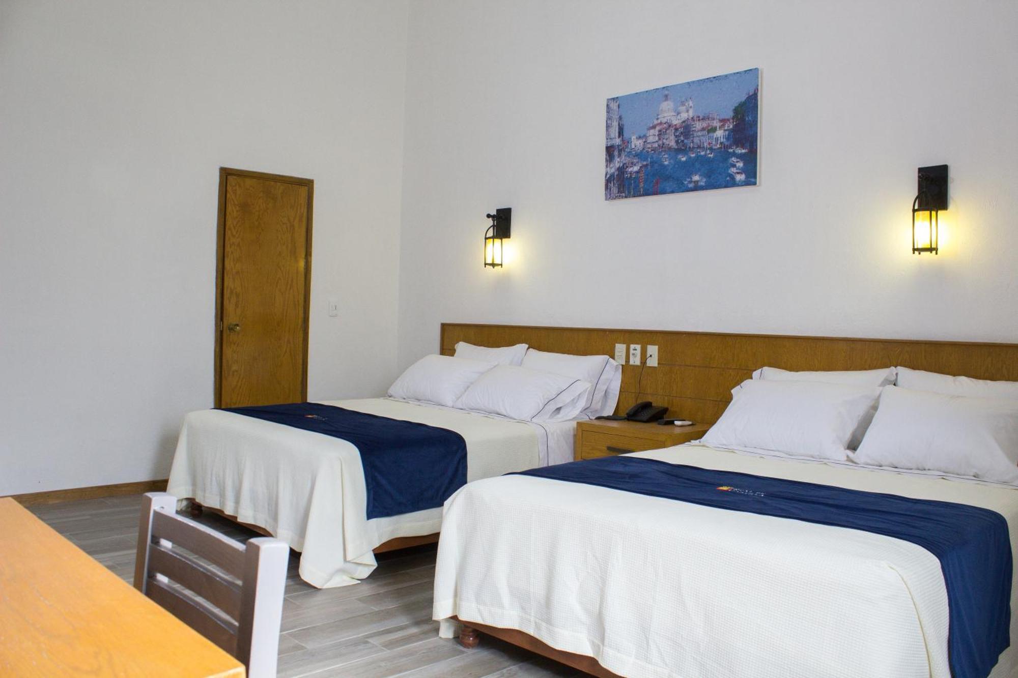 Hotel Real De Castilla Colonial غوادالاجارا الغرفة الصورة